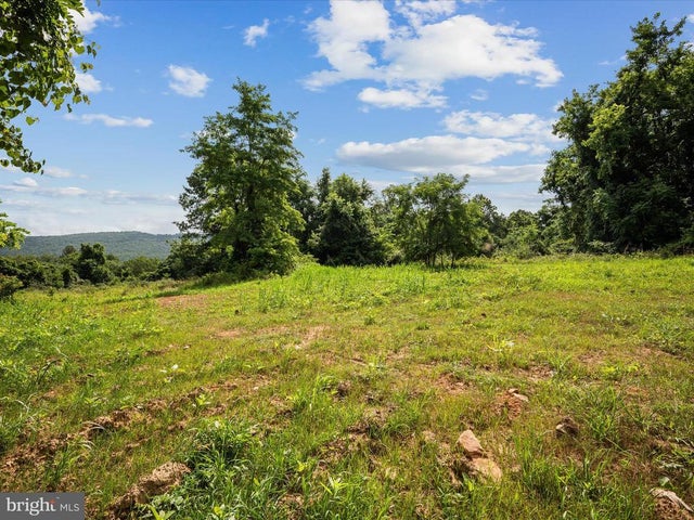 13036 Sagle, Hillsboro