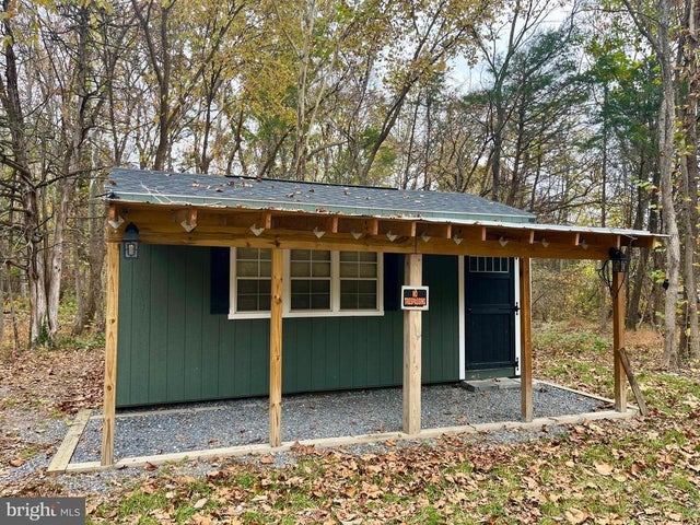 Greenway Lane, Luray