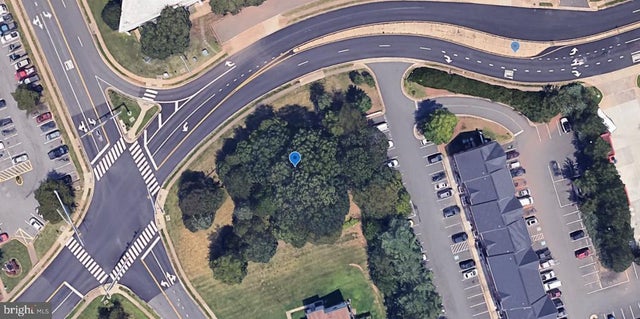 10745 Coverstone Dr, Manassas