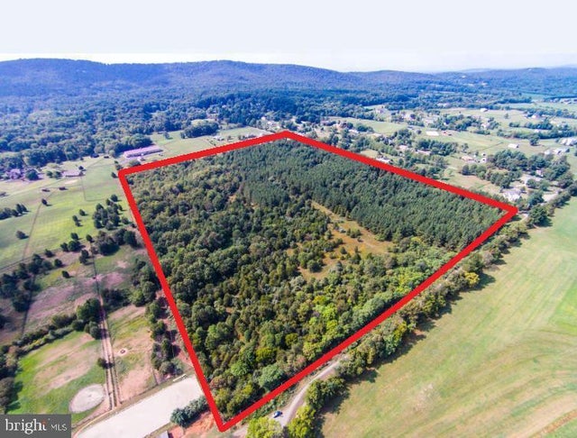 1580 Loudoun Dr, Haymarket