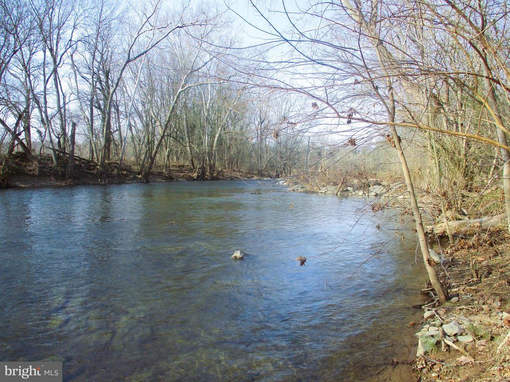 143 Montvue Ave, MOUNT JACKSON