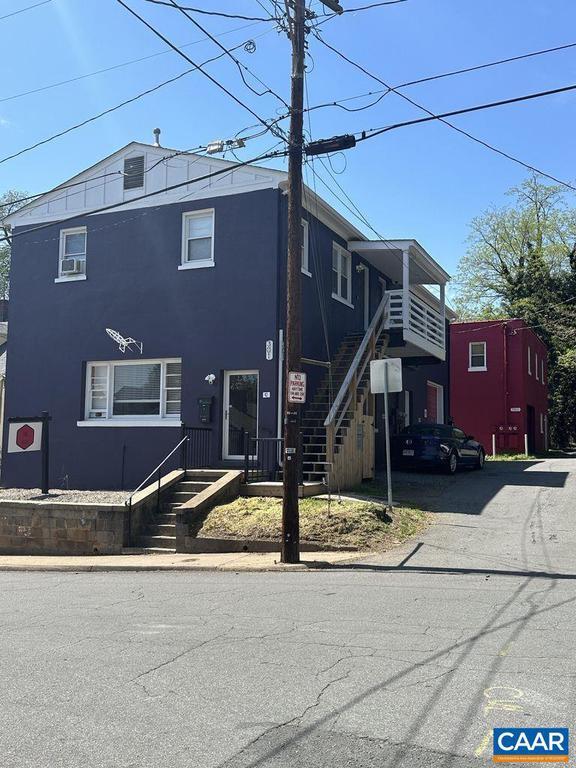 301 Sw 7th St, Charlottesville