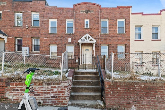 1213 Penn St Ne, Washington