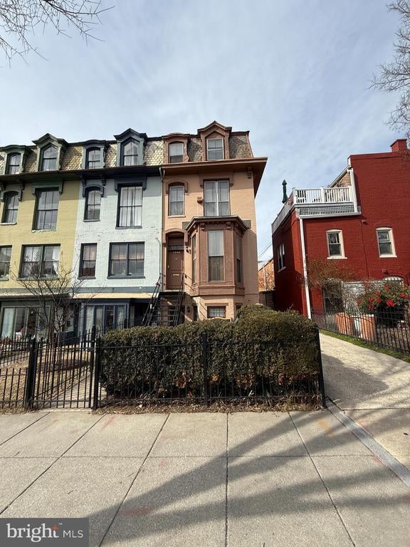 2008 17th St Nw, Washington