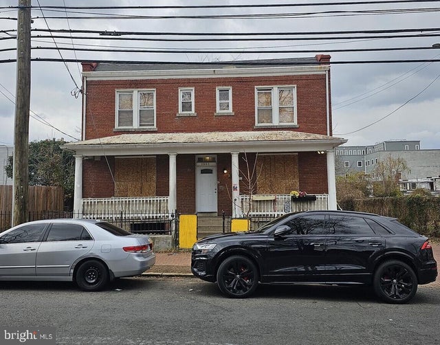 1941 16th St Se, Washington