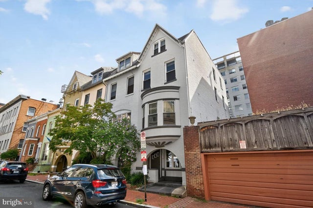 1409 Hopkins St Nw, Washington