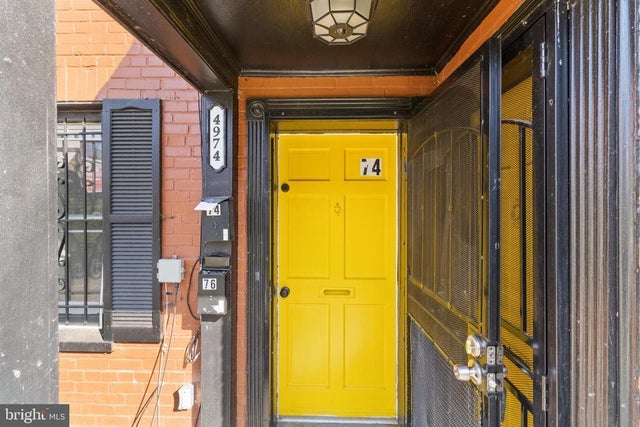 4974-4976 Just St Ne, Washington