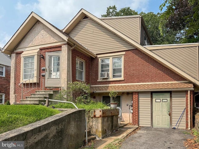 15 Hillside Rd, Wilmington