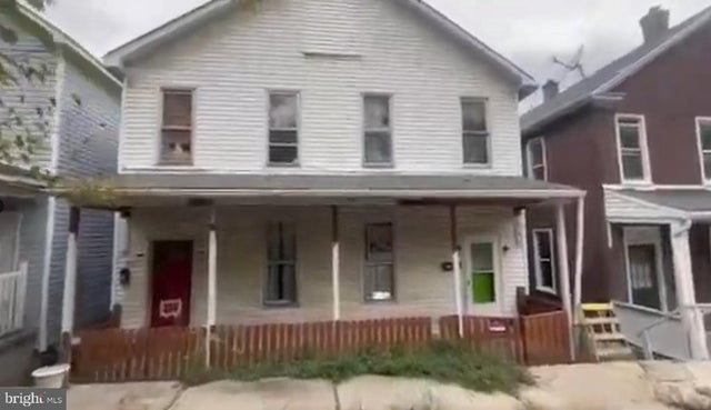 405 And 407 Ascension St, Cumberland