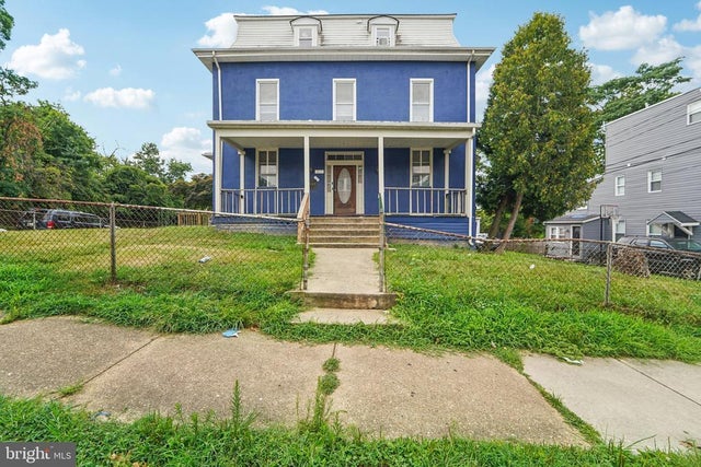 817 Homestead St, Baltimore