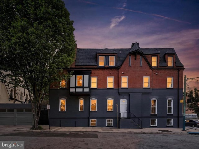 118 E 24th, Baltimore