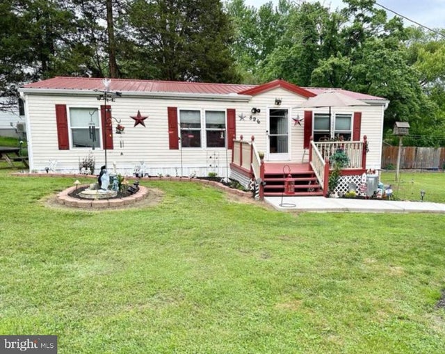 896 E Old Philadelphia Rd, Elkton