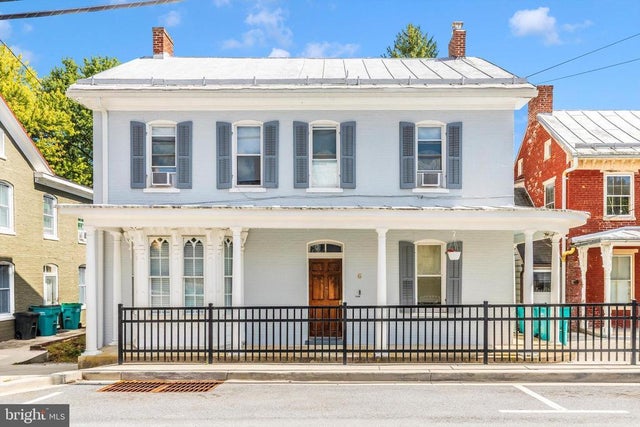 6 N Main St, Keedysville