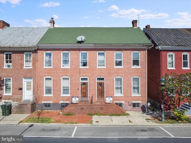 134-136 E Washington St, Hagerstown