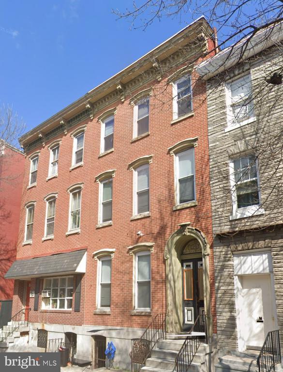 135 S 6th St, Reading