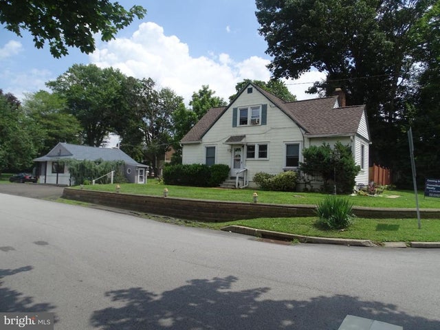 131 W Street Rd W, Feasterville Trevose