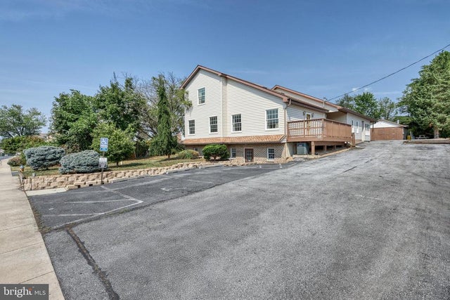 305 W Shady Ln, Enola