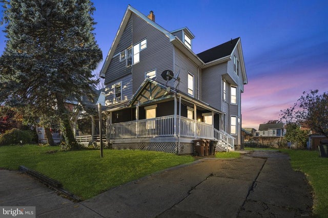 37 E Stratford Ave, Lansdowne