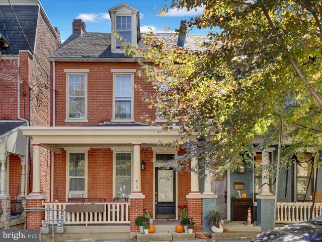 612 W Chestnut St, Lancaster