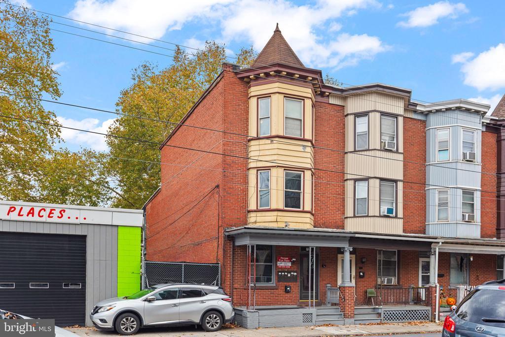 720 Lehman St, LEBANON