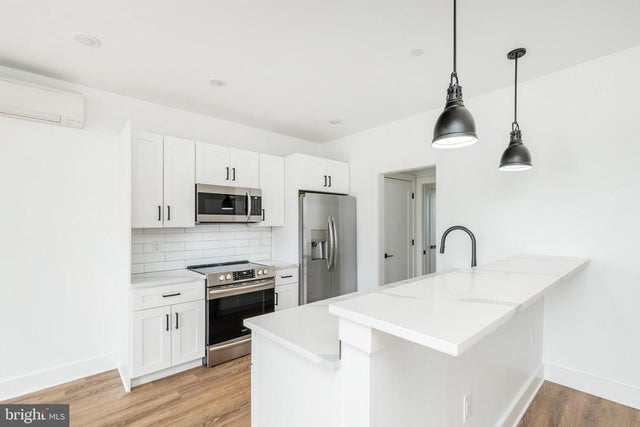 85 E Sharpnack St, Philadelphia