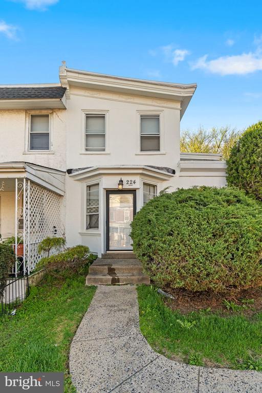 224 N 65th St, Philadelphia