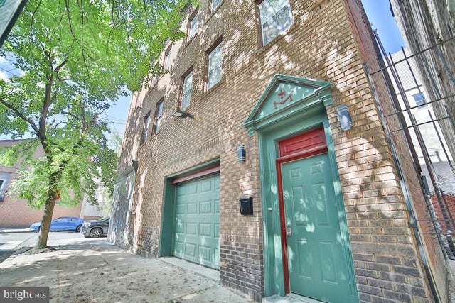 628 S Clifton, Philadelphia