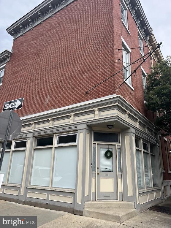 610 N 16th St, Philadelphia