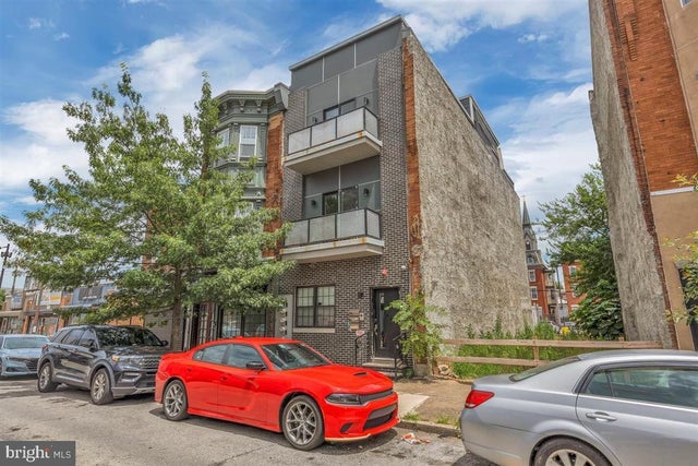 1005 N Marshall St, Philadelphia