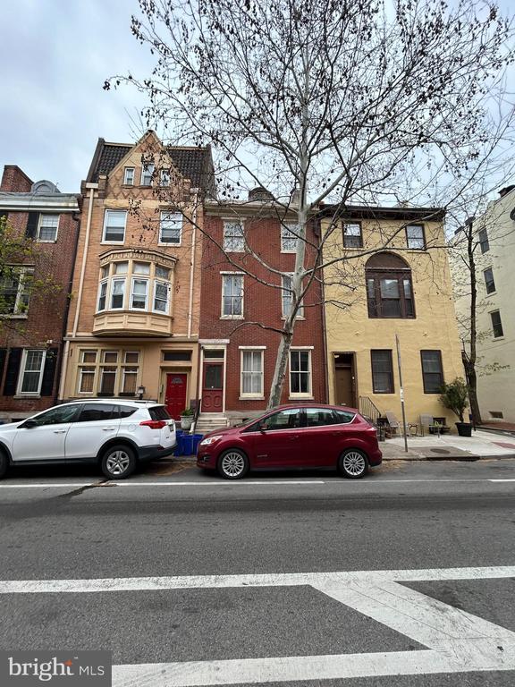 925 Spruce St, Philadelphia