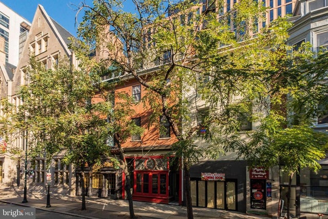 1121 Walnut St, Philadelphia