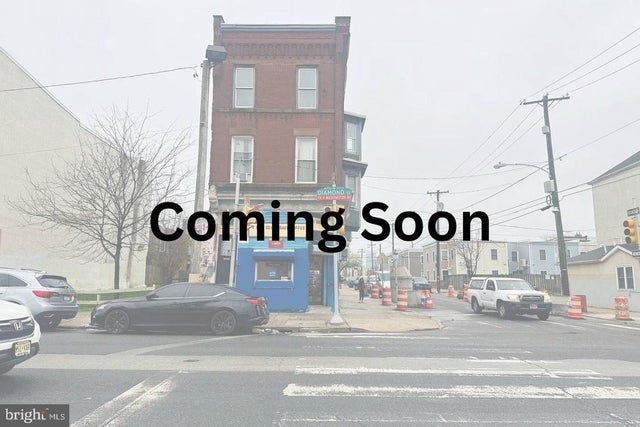 1542 W Diamond St, Philadelphia