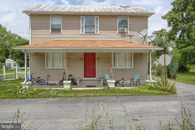 46 N Front St, Duncannon