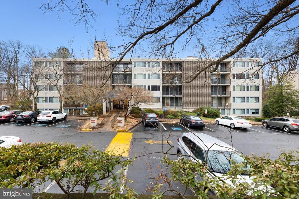 4420 Briarwood Ct, #44, ANNANDALE