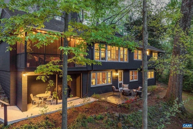 2621 Jefferson Park Cir, Charlottesville