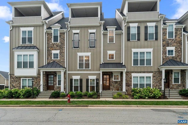 5473 Golf Dr, Crozet