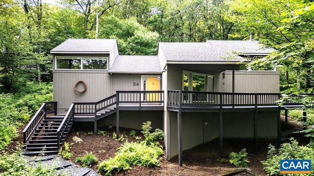 314 East Catoctin Dr, Wintergreen