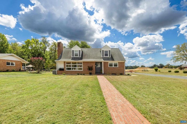 2240 Belvue Rd, Waynesboro