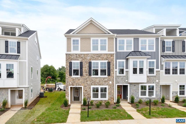 111 Hill Top St, Crozet