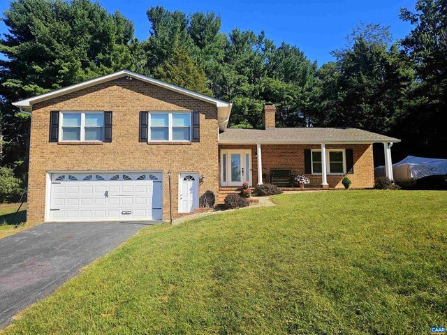 249 Cattle Scales Rd, Waynesboro