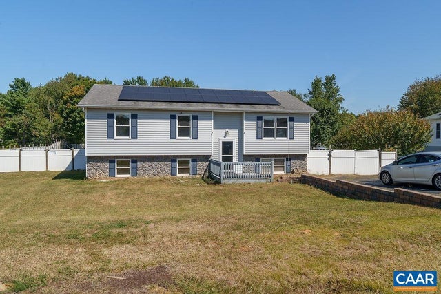 197 Sherwood Dr, Waynesboro