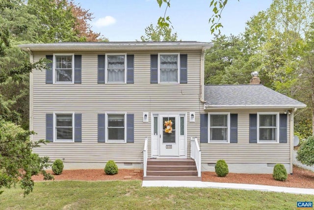 340 Jefferson Dr, Palmyra