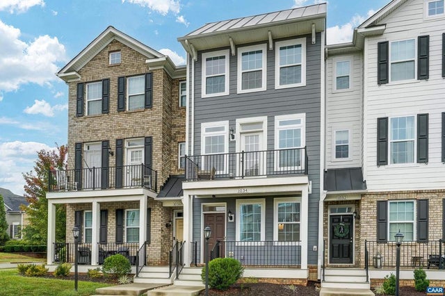 1034 Old Trail Dr, Crozet