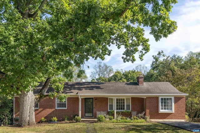 2302 Wakefield Rd, Charlottesville