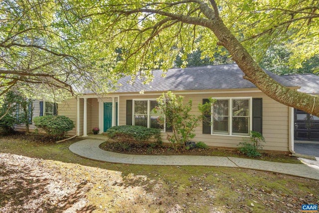 1197 Raintree Dr, Charlottesville