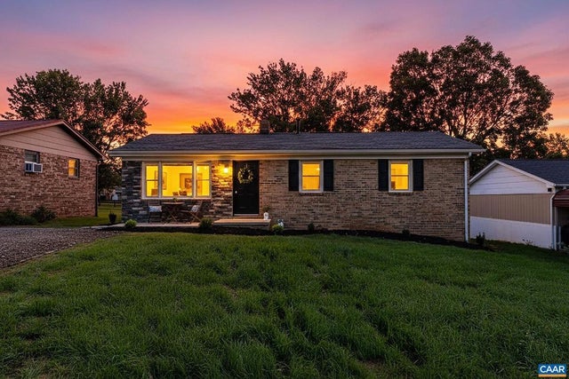 212 Westgate Rd, Verona