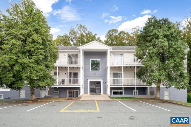 555 Burgoyne Rd #13, Charlottesville