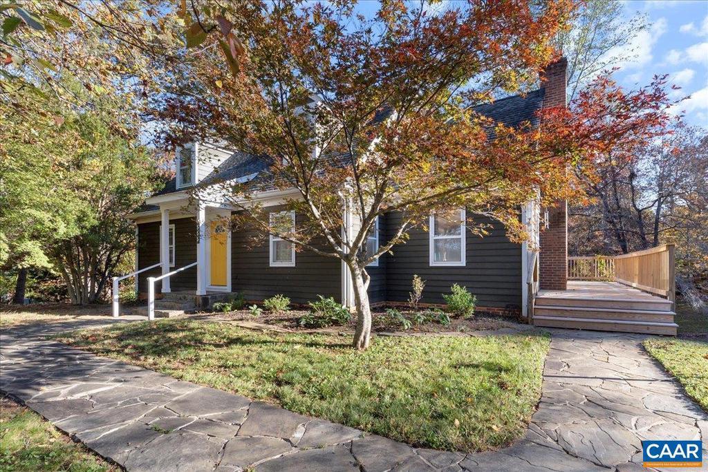 555 Gillums Ridge Rd, CHARLOTTESVILLE