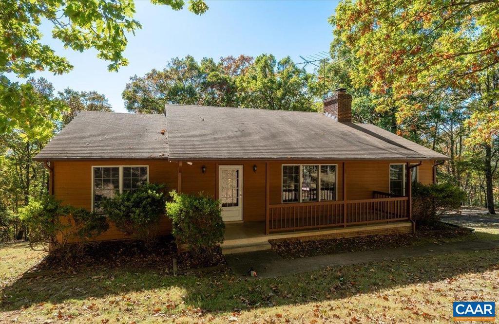 6112 Chestnut Ln, GORDONSVILLE