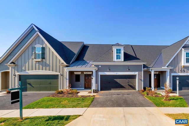 300 Farrow Dr, Charlottesville